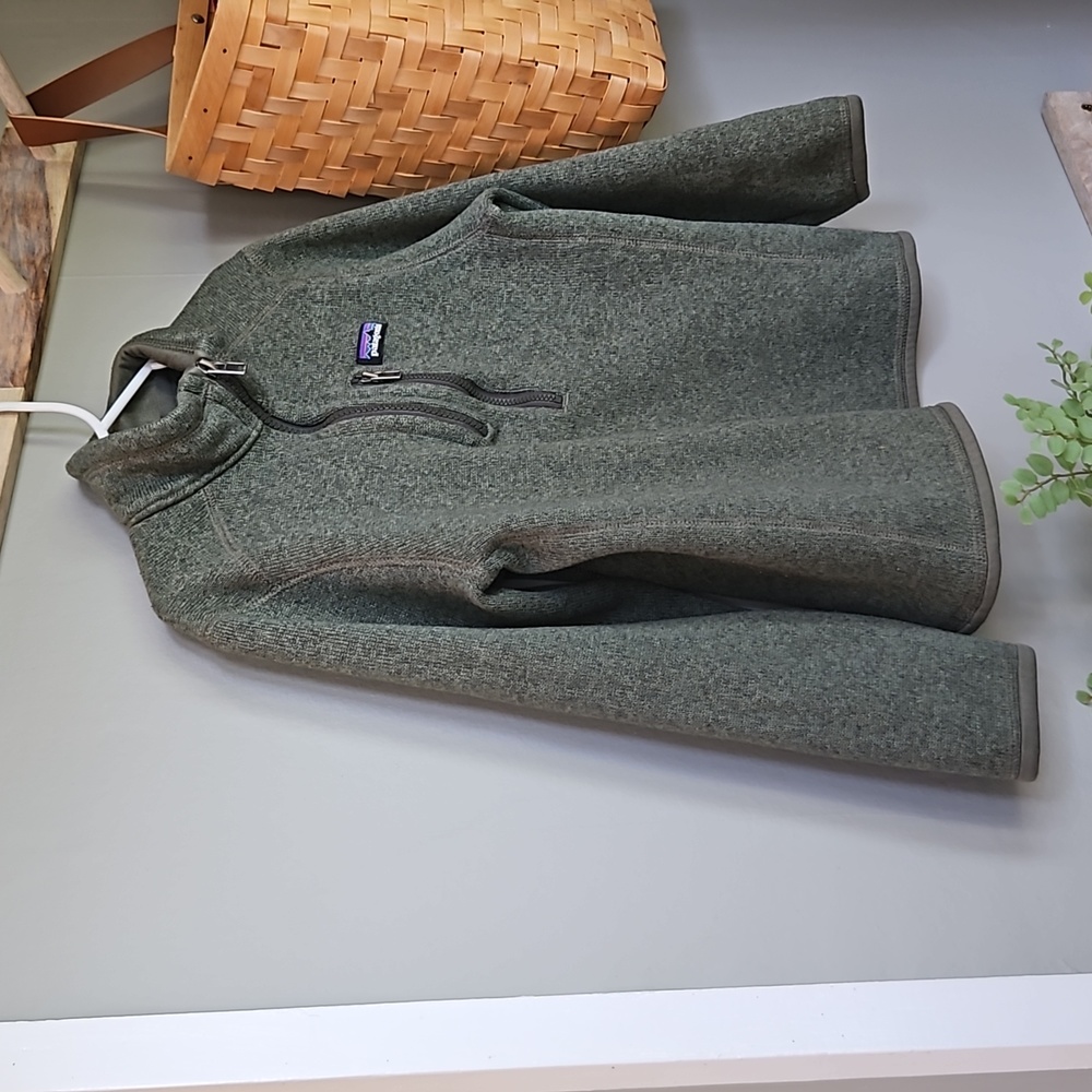 Patagonia boys 5-6 3/4 zip pullover better sweater